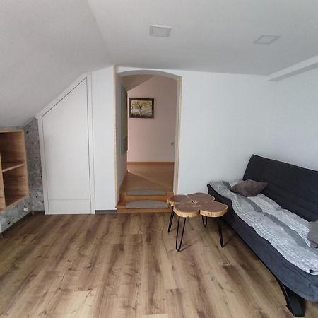 Apartment Velbana Gorca Virstanj Esterno foto